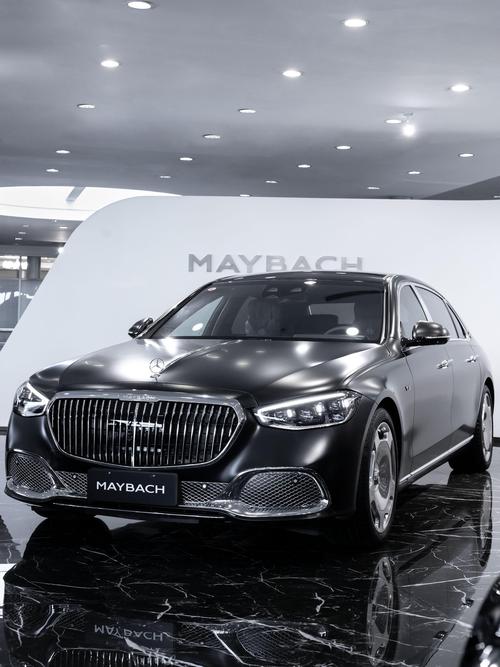 东莞328岚图汽车的售后服务让用户无忧出行，迈巴赫未来的豪华车趋势